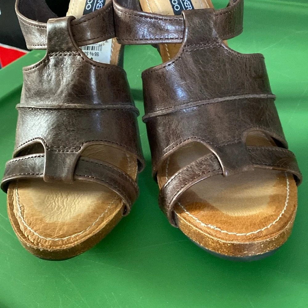 Adam Tucker NWT heels